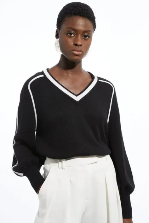 Alpaca Wool Blend Contrast Knit V Neck Sweater