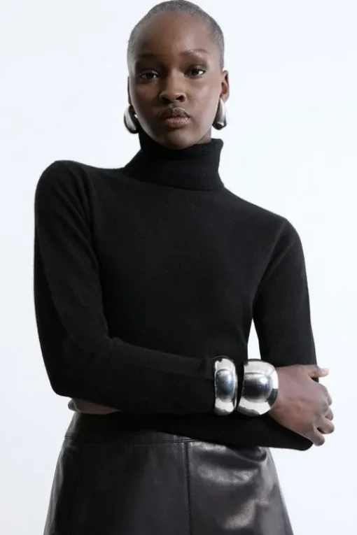 Cashmere Knitted Turtleneck Sweater