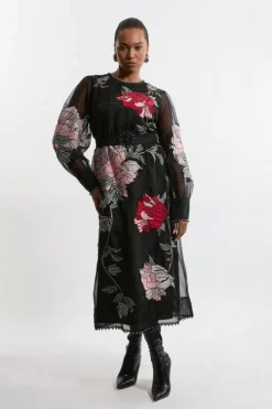 Plus Size Embroidered Organdie Woven Balloon Sleeve With Beading