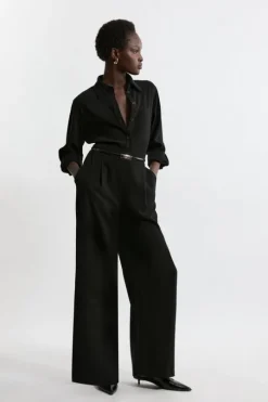 Tailored Crepe Essential Wide Leg Pants