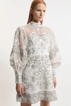 Baroque Organdie Applique Buttoned Woven Mini Dress