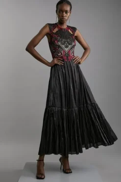 Cutwork Embroidery Pleated Maxi Dress