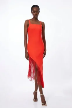 Figure Form Bandage Asymmetric Fringe Hem Knit Dress