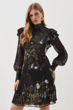 Petite Floral Applique Lace Pleated Woven Mini Dress