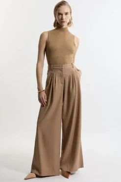 Petite Tailored Wide Leg Darted Pants
