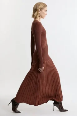 Petite V Neck Elevated Rib Knit Full Skirt Midi Dress