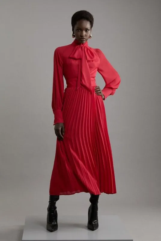 Pleated Tie Neck Woven Maxi Dress With Belt
