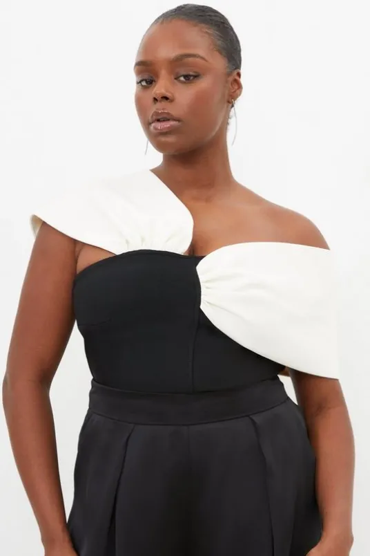 Plus Size Figure Form Bandage Knit Asymmetric Strap Top