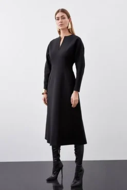 Structured Crepe Tailored Keyhole Rounded A Line Maxi Dress