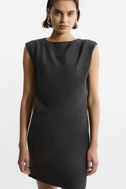 Tailored Pleat Neck Pocket Detail Midi Dress